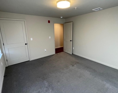 540 Lafayette - Photo Thumbnail 7