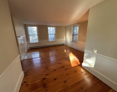23 Garfield - Photo Thumbnail 17
