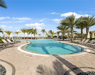 11801 Venetian Lagoon Drive - Photo Thumbnail 30
