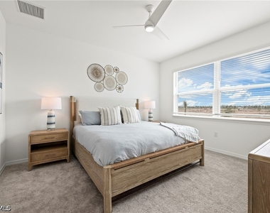 11801 Venetian Lagoon Drive - Photo Thumbnail 9