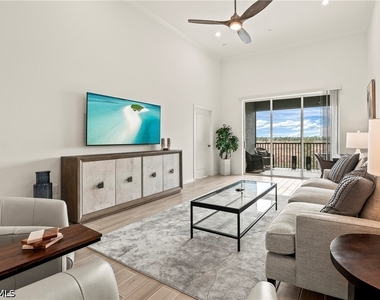 11801 Venetian Lagoon Drive - Photo Thumbnail 7