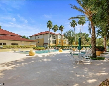 11500 Villa Grand - Photo Thumbnail 16