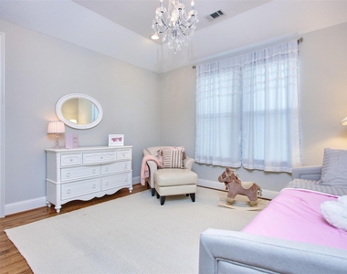 1126 W West 16th Street - Photo Thumbnail 39