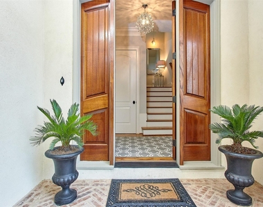 1126 W West 16th Street - Photo Thumbnail 2