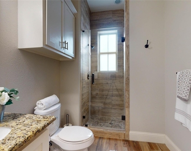 1126 W West 16th Street - Photo Thumbnail 13