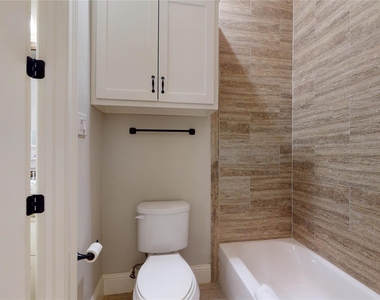 1126 W West 16th Street - Photo Thumbnail 45