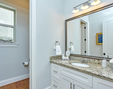 1126 W West 16th Street - Photo Thumbnail 26