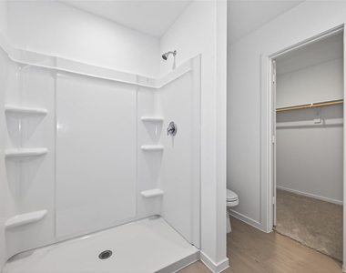 3025 Fantasy Terrace Drive - Photo Thumbnail 23