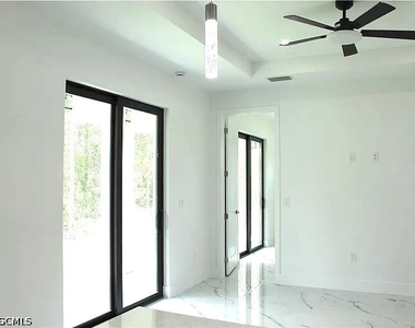 3306 E 2nd Street - Photo Thumbnail 8