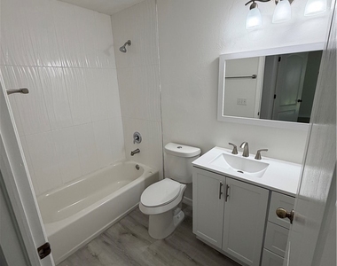 10625 Windsmont Court - Photo Thumbnail 9