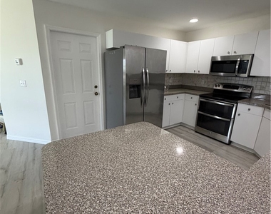 10625 Windsmont Court - Photo Thumbnail 5