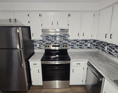 85 E Ridge - Photo Thumbnail 2
