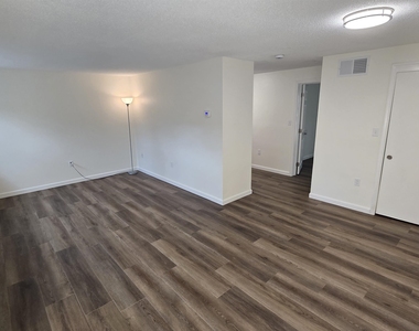 85 E Ridge - Photo Thumbnail 3