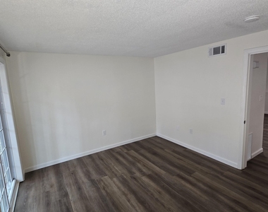 85 E Ridge - Photo Thumbnail 7