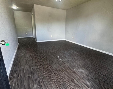 3802 Dabney Street - Photo Thumbnail 5