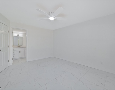 17337 Phlox Drive - Photo Thumbnail 21