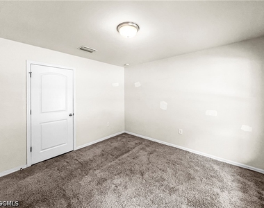 18321 Gibraltar Lane - Photo Thumbnail 13