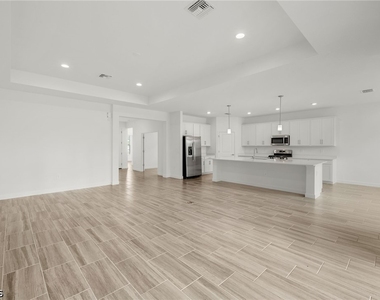 15222 Jadestone Drive - Photo Thumbnail 9