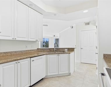 2825 Palm Beach Boulevard - Photo Thumbnail 8
