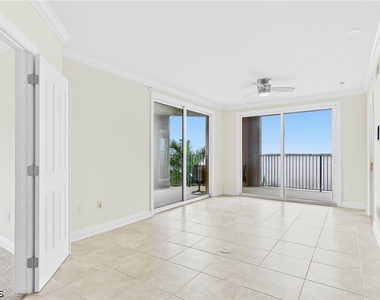 2825 Palm Beach Boulevard - Photo Thumbnail 4