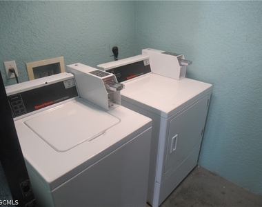 1535 Andalusia Boulevard - Photo Thumbnail 10