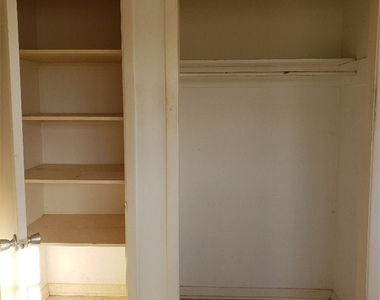 4911 Coronado Parkway - Photo Thumbnail 5
