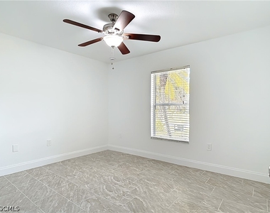 18522 Robinson Avenue - Photo Thumbnail 13