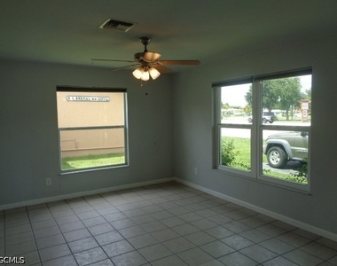 3921 Del Prado Boulevard S - Photo Thumbnail 2
