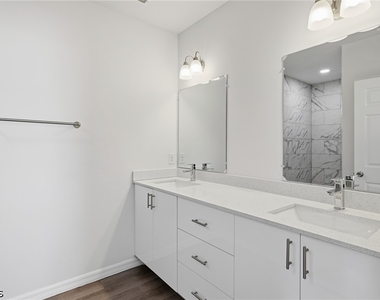 1406 Ford Circle - Photo Thumbnail 24