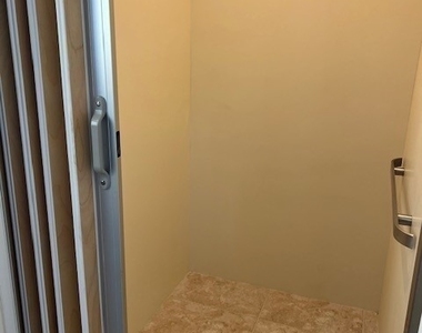 10455 Casella Way - Photo Thumbnail 6