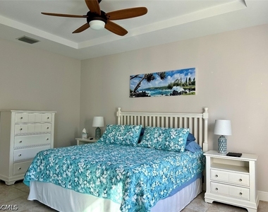 10455 Casella Way - Photo Thumbnail 18
