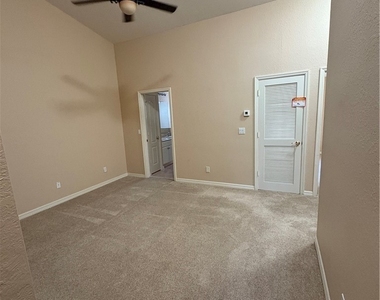 8649 Athena Court - Photo Thumbnail 21