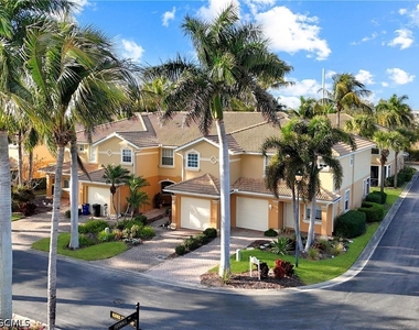 9729 Heatherstone River Court - Photo Thumbnail 48