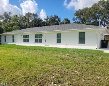 2156 Edison Avenue - Photo Thumbnail 15
