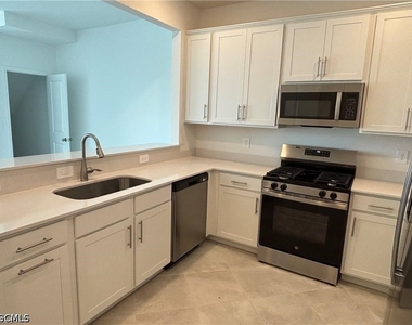 44304 Caraton Terrace - Photo Thumbnail 10