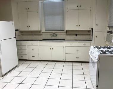 1214 21st Street - Photo Thumbnail 17