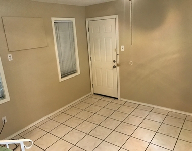 1214 21st Street - Photo Thumbnail 13