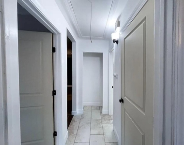5211 Myrtlewood Street - Photo Thumbnail 9