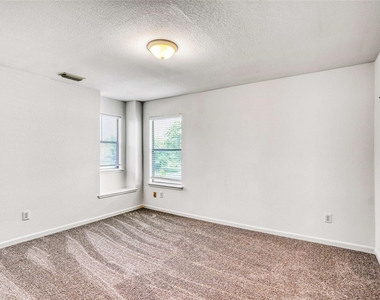 19039 Remington Park Drive - Photo Thumbnail 18