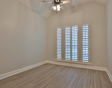 18934 Camillo Court - Photo Thumbnail 28