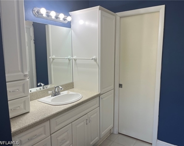 1085 Forest Lakes Drive - Photo Thumbnail 4