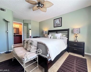 717 Landover Circle - Photo Thumbnail 7