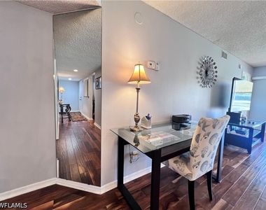 717 Landover Circle - Photo Thumbnail 6