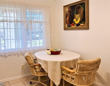 7719 Jewel Lane - Photo Thumbnail 4