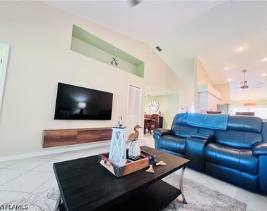 8073 Panther Trail - Photo Thumbnail 11