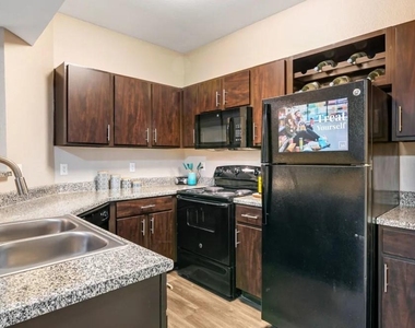 6565 Hollister Street - Photo Thumbnail 2