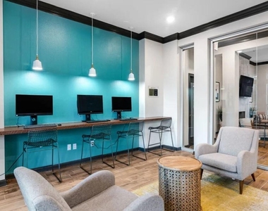 6565 Hollister Street - Photo Thumbnail 6