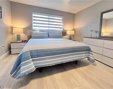 400 Forest Lakes Boulevard - Photo Thumbnail 9