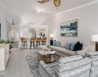 7046 Barrington Circle - Photo Thumbnail 20