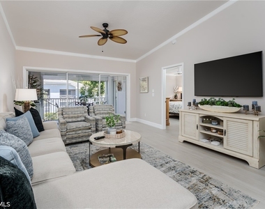 7046 Barrington Circle - Photo Thumbnail 17